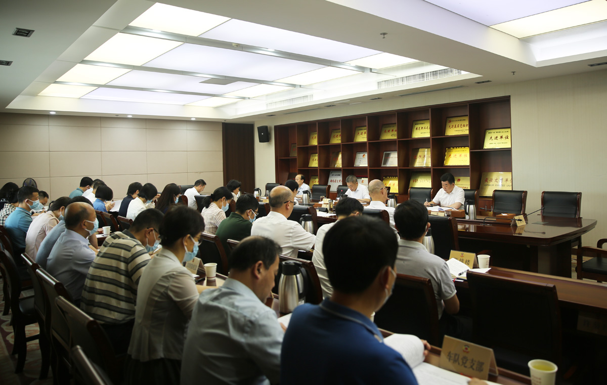 1____7月13日，省政協(xié)機(jī)關(guān)黨組理論學(xué)習(xí)中心組舉行第六次集體學(xué)習(xí).JPG