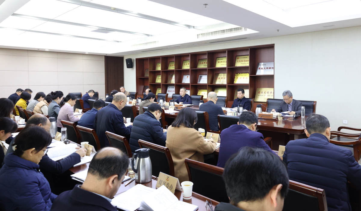 134501913.jpg 134501913.jpg