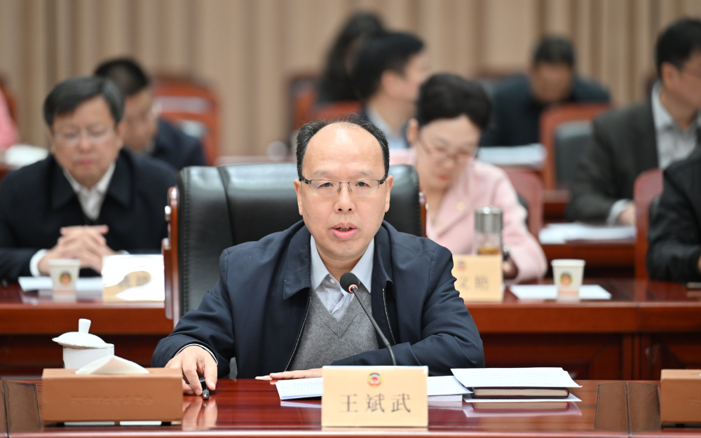 529866278.jpg 529866278.jpg